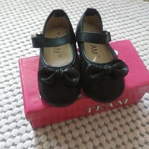 Girls dressy shoes